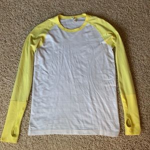Long sleeve Lululemon top